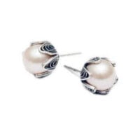 Yvone Christa Medium Tulip Cup Earring E237 Orecchini