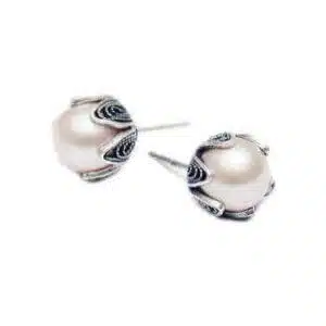 Yvone Christa Medium Tulip Cup Earring E237 Orecchini