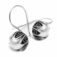 Yvone Christa Medium Tulip Cup Earring E237h Orecchini