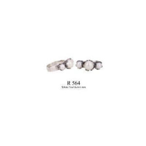 Yvone Christa Pearl Trilogy Ring R564 Anelli Anelli